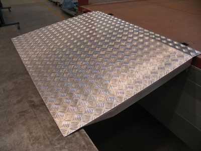 Ponts de chargement en aluminium