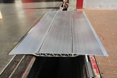 Pont de chargement 2TL